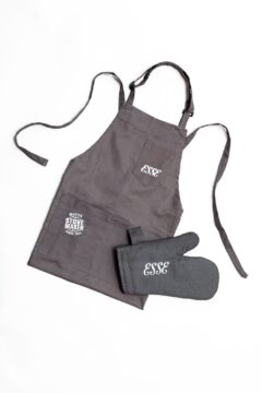 ESSE OVEN GLOVE AND APRON SET